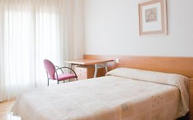 Apartamentos La Aurora by Clabao